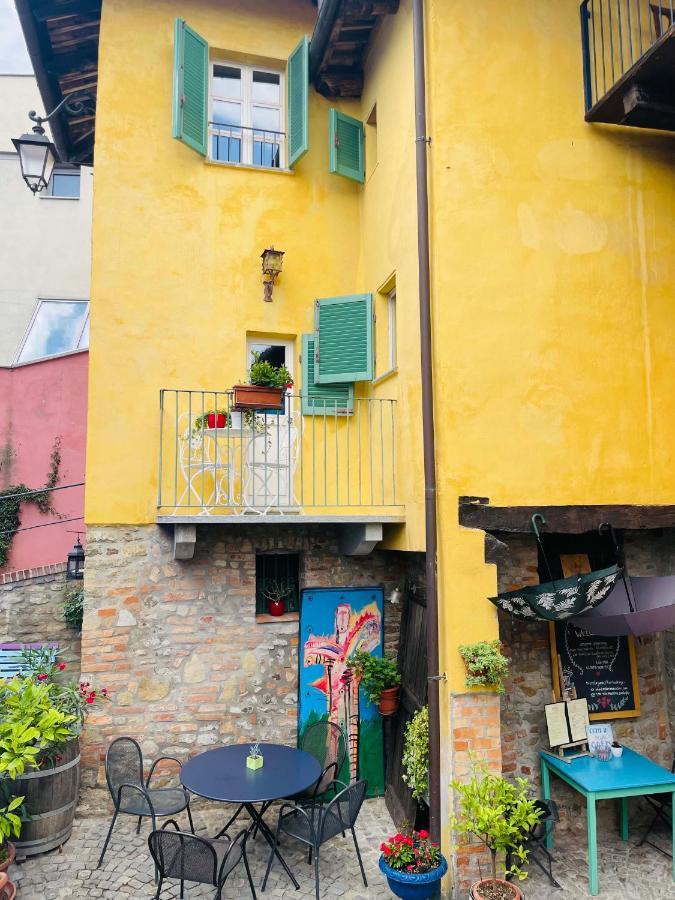 La Gialla Di Via Silvano 12 Holiday home *