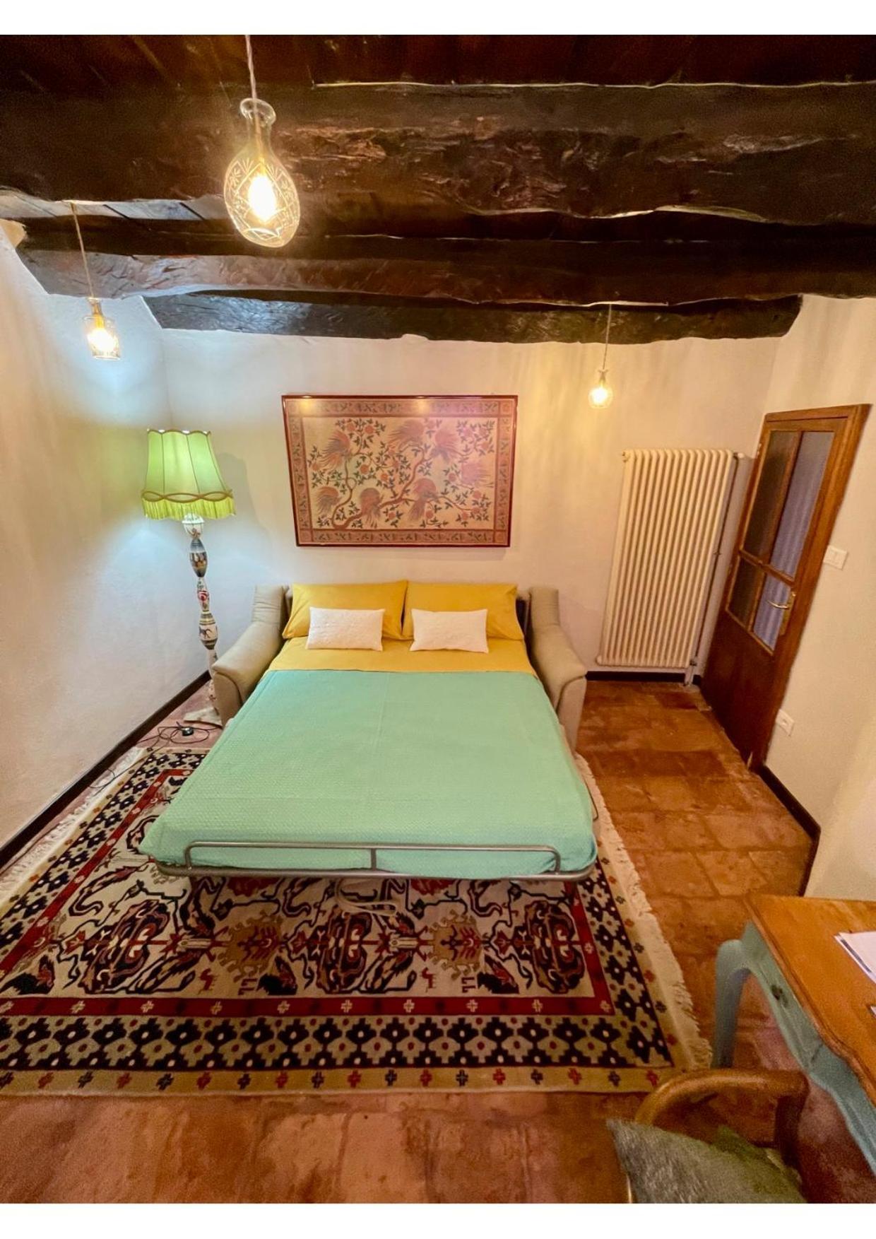 Holiday home La Gialla Di Via Silvano 12 Monforte D'Alba